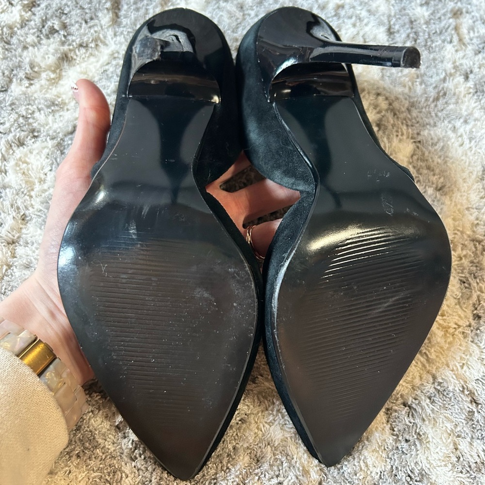 Steve Madden Black Suede High Heel Pumps - Picture 2 of 4